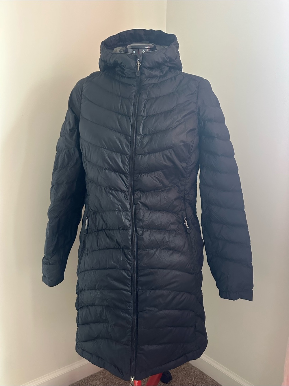 L.L.Bean women’s Black Long Puffer Coat with Hood